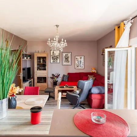 With Parking Space Seget Donji, - 27568 Apartamento Trogir